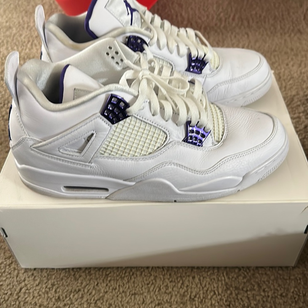 Jordan retro 4, size 11